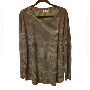 First Love Camo Ribbed Top Size 3X Green Camouflage Long Sleeve Casual